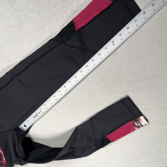 Lululemon Pace Rival Crop Leggings Womens 4 Wind Berry Rumble Zip Pocket 22" EUC - Picture 8 of 8